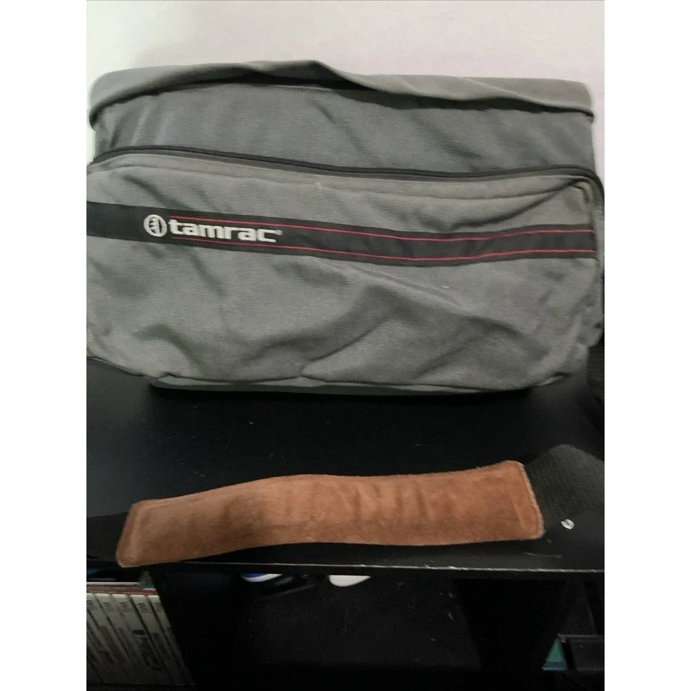 Vintage Gray Tamrac Camera Bag W/ Brown Suede Shoulder Strap 976